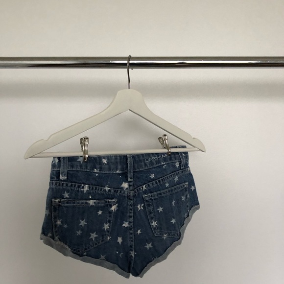 Mini shorts - Picture 2 of 2